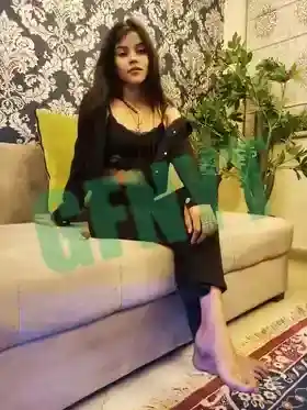 Book Sensual Call Girls in Lucknow Priya Through Social Media Influencer